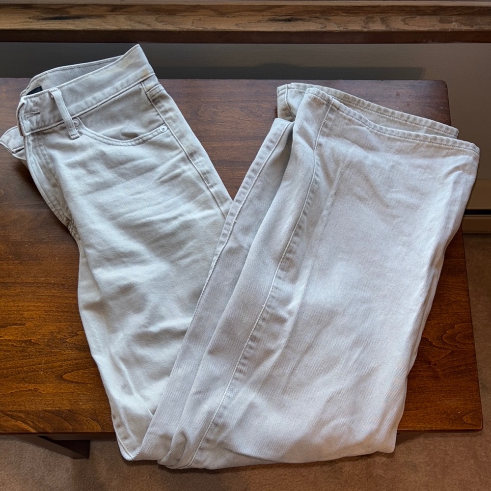 Stylish Light Gray Jeans